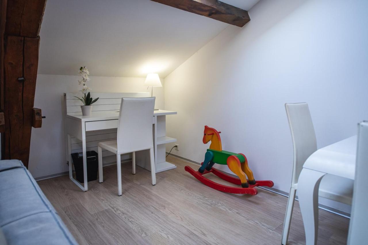 בלינצונה V Apartments מראה חיצוני תמונה